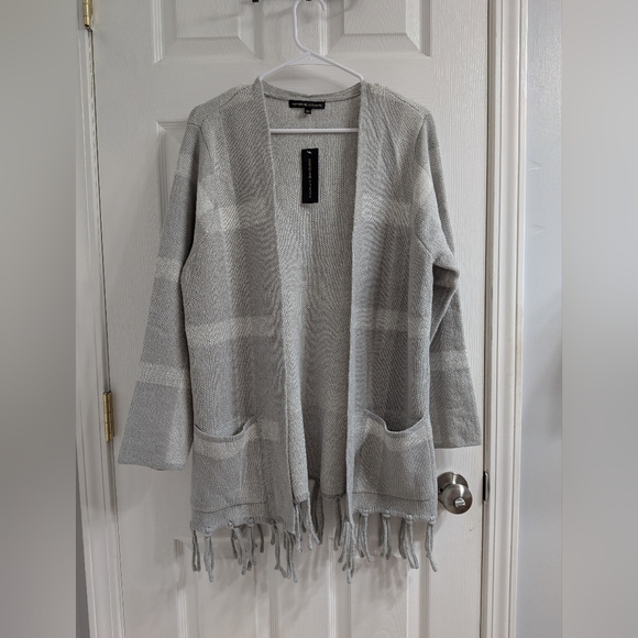 Adrienne Vittadini Sweaters - New Adrienne Vittadini Open Front Cardigan Large Fringe Gray‎ Plaid Sweater